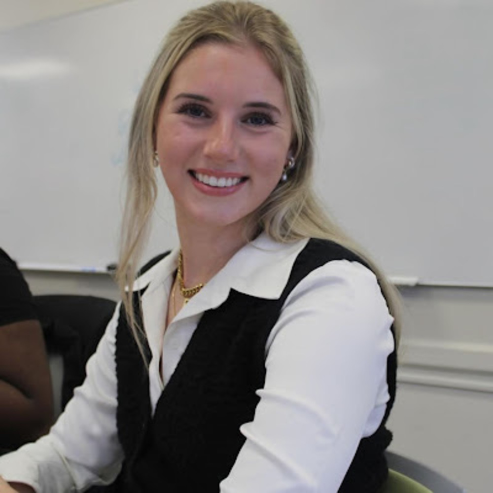 Meet your Posher, Blythe